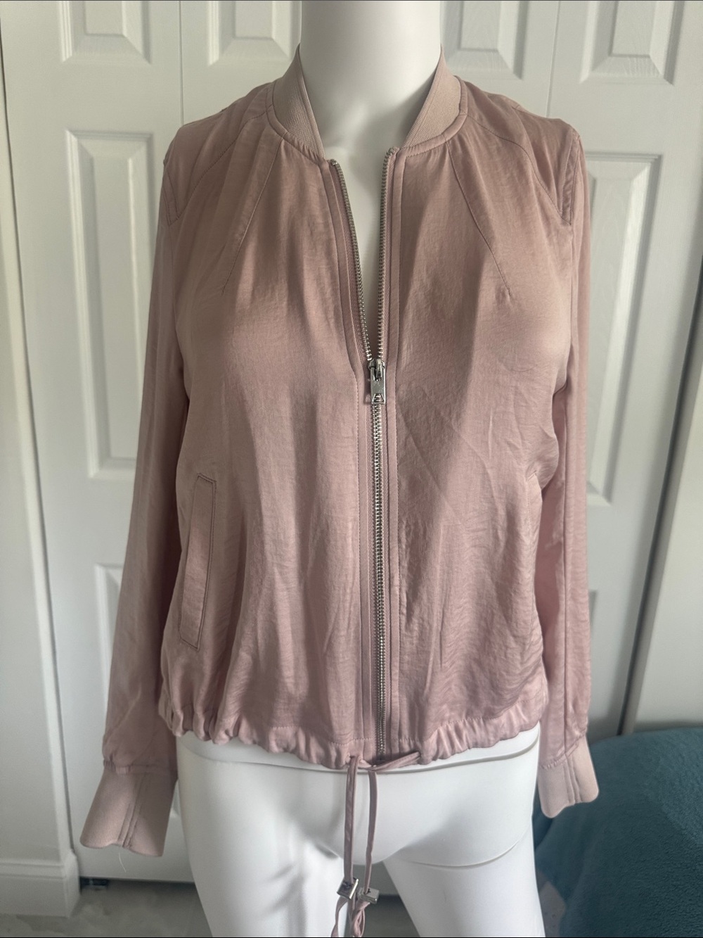 Divided H&M  very Lightweight Blush Pink  Jacket